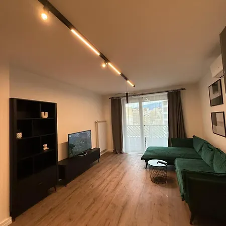 Luxury 2br - Free Garage - Walk To Vitosha - 2 Bathrooms - New Building Apartmán Sofie