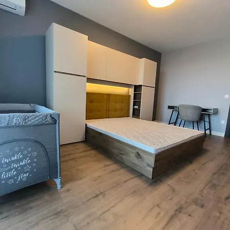 Dombox - Stylish 2 Bedroom In Center - Free Garage * Sofia