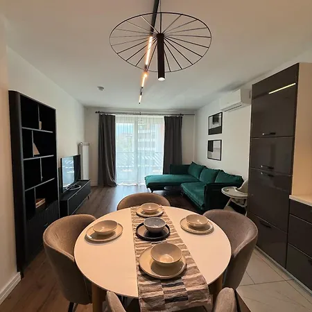 Luxury 2br - Free Garage - Walk To Vitosha - 2 Bathrooms - New Building * Sófia