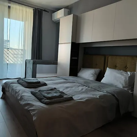 Dombox - Stylish 2 Bedroom In Center - Free Garage Σόφια